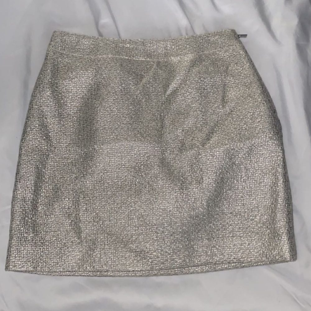 Banana Republic Nude/ Gold/ Tan Shimmery Skirt